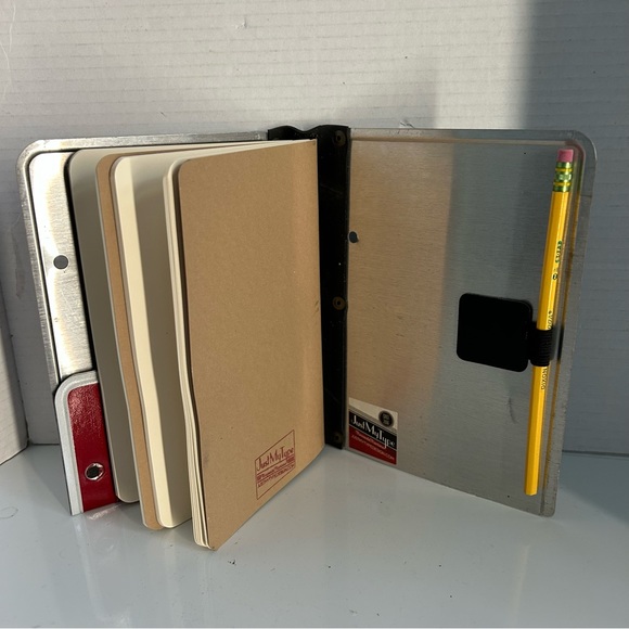 Handmade Journal made from upcycled license plate - Picture 5 of 8